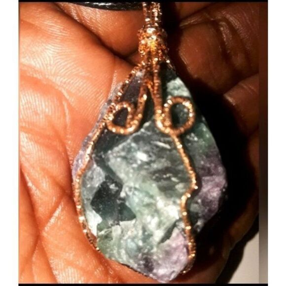 Hand crafted RAINBOW FLUORITE UNISEX NECKLACE - Picture 3 of 8
